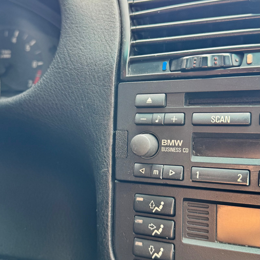 Capace Radio CD43 pentru BMW e36